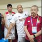 Menpora Zainudin Amali memberikan motivasi kepada timnas basket Indonesia sebelum meraih emas SEA Games 2021