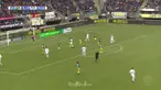 Pemain asal Uruguay Gaston Pereiro menjadi bintang PSV Eindhoven dalam mengamankan gelar Eredivisie musim ini, dan dia berhasil me...