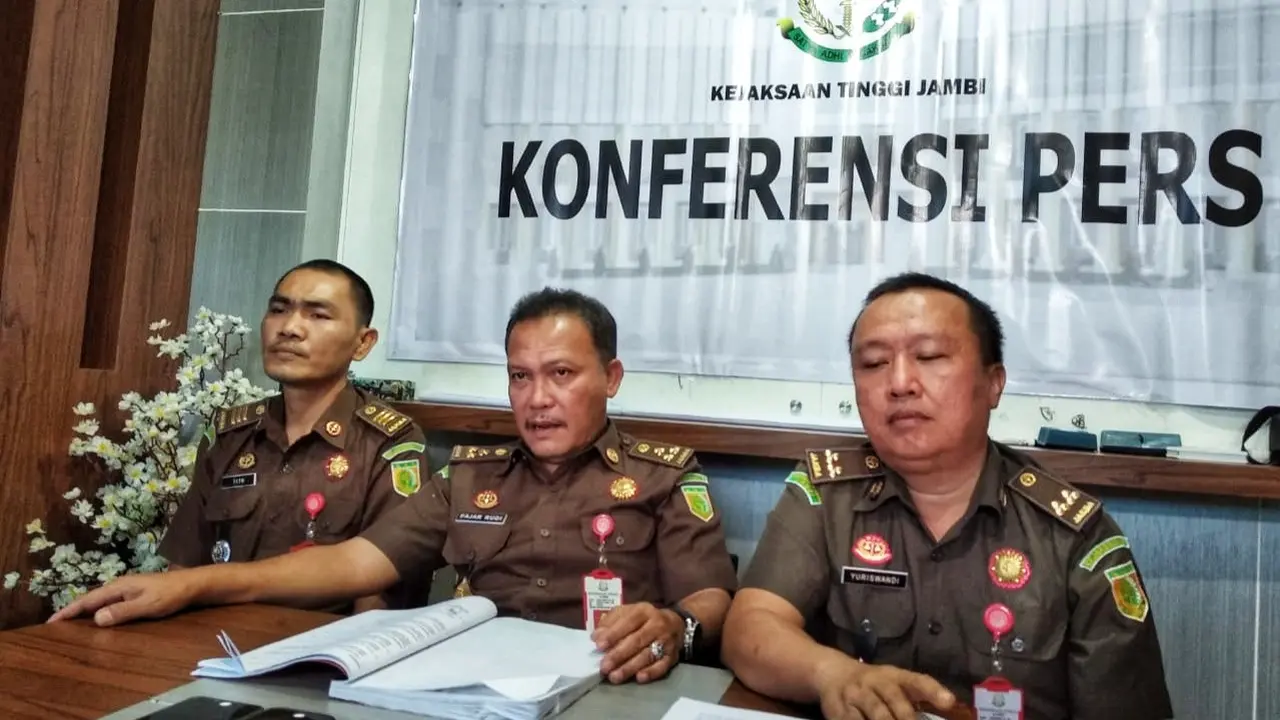 Konferensi Pers Kejati Jambi