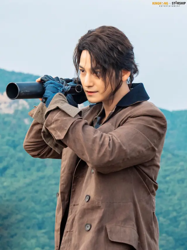 Gaya Karismatik Kim Bum dalam Drama Tale of the Nine Tailed 1938
