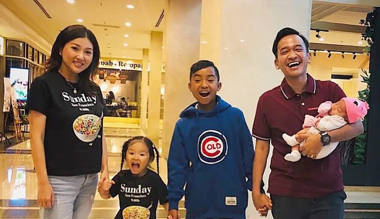 Ruben Onsu dan Sarwendah