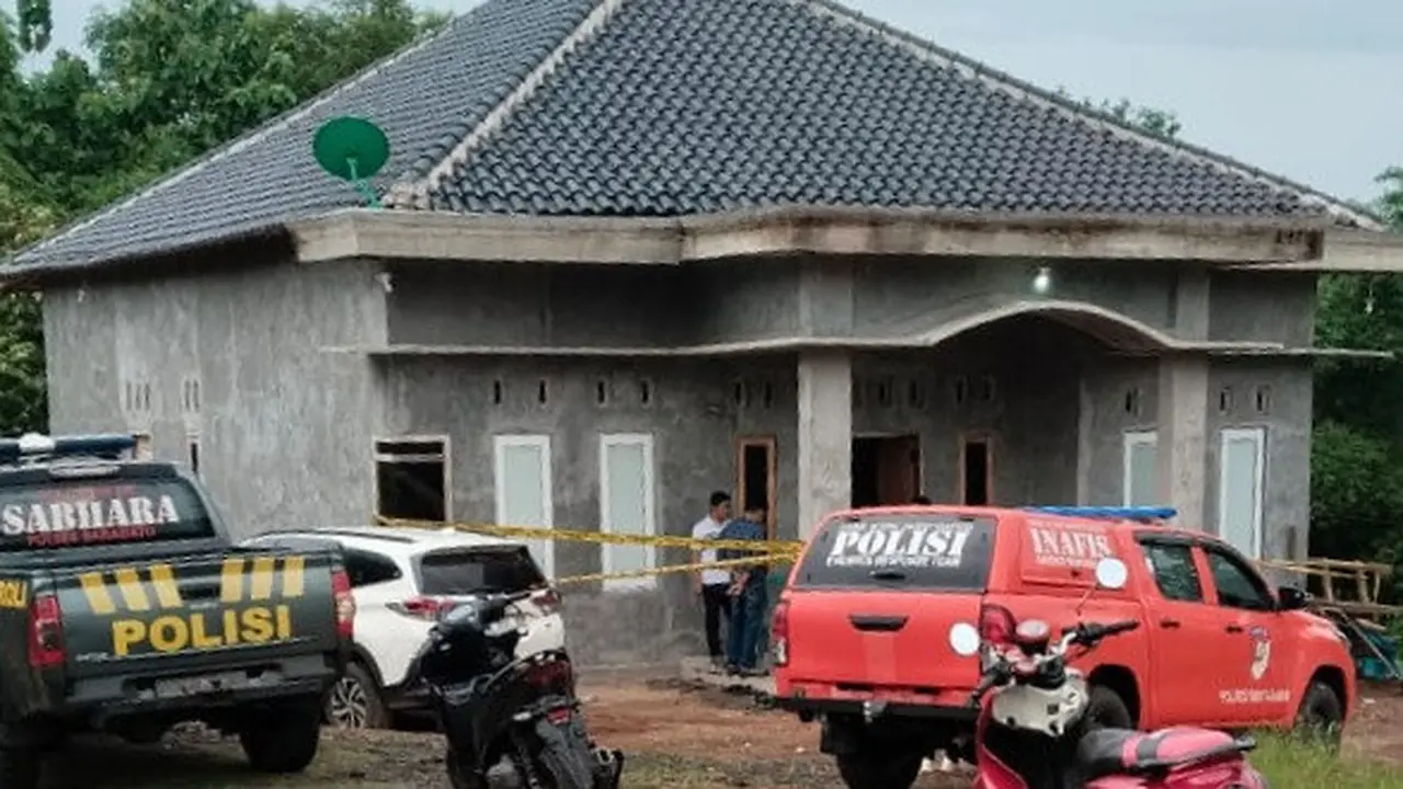 Lokasi kejadian Brigpol EA diduga melakukan bunuh diri di rumahnya di Banjar Masin, Kecamatan Baradatu, Kabupaten Way Kanan, Lampung. Foto : (Istimewa).