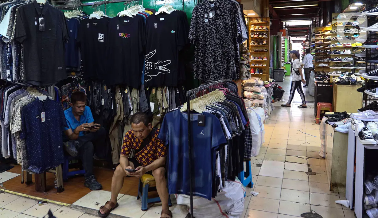 Senada, Ketua Umum Kadin DKI Jakarta Diana Dewi juga memperkirakan pertumbuhan ekonomi pada kuartal IV-2023 masih bisa tumbuh di atas 5 persen, dengan catatan ada kondusifitas terhadap situasi bangsa dan negara. (Liputan6.com/Angga Yuniar)