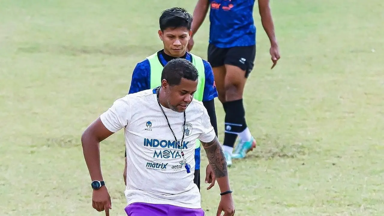 Pelatih Persita Tangerang di BRI Liga 1 2023/2204, Divaldo Alves