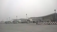 Bandara Sultan Syarif Kasim (SSK) II Pekanbaru lumpuh sejak Minggu, 18 Oktober 2015. (Liputan6.com/M Syukur)