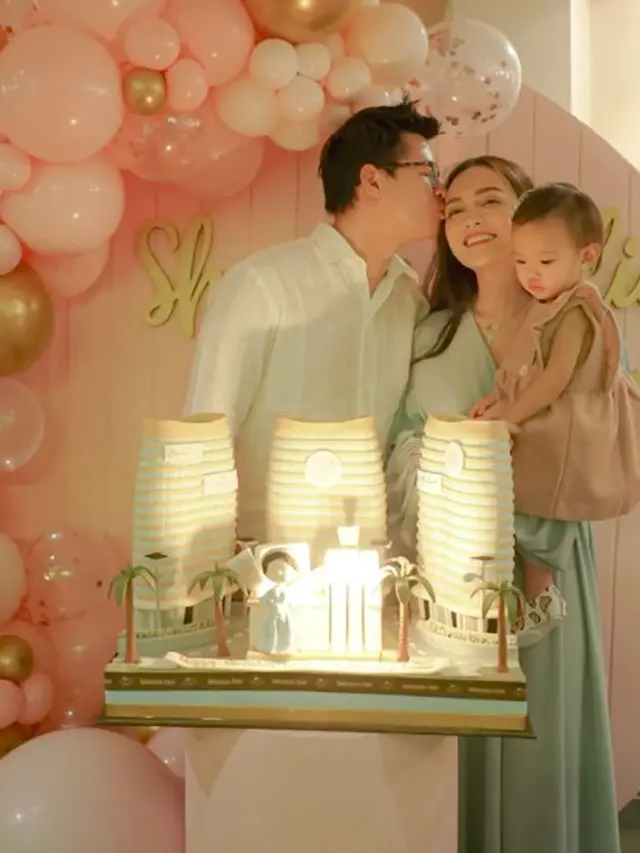 Momen Perayaan Ulang Tahun Shandy Aulia yang ke-34, Hanya Dirayakan Bertiga. (Sumber: Instagram/shandyaulia)