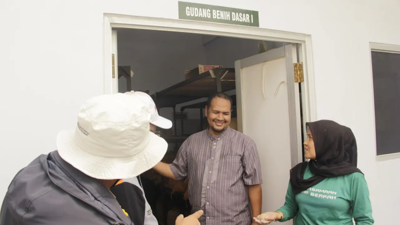 Petani Milenial Garut Raup Omset 1 Miliar per Bulan