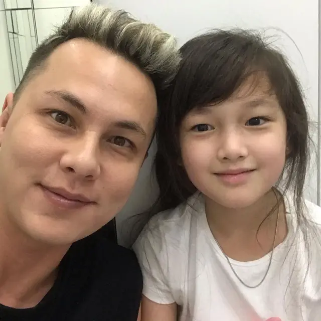 6 Potret Andhika Pratama Bareng Putrinya Elea, Foto Masa Kecilnya Disebut Mirip