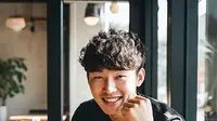 5 Model Rambut Pria Korea Pendek Rapi untuk Rambut Ikal yang Populer di 2025