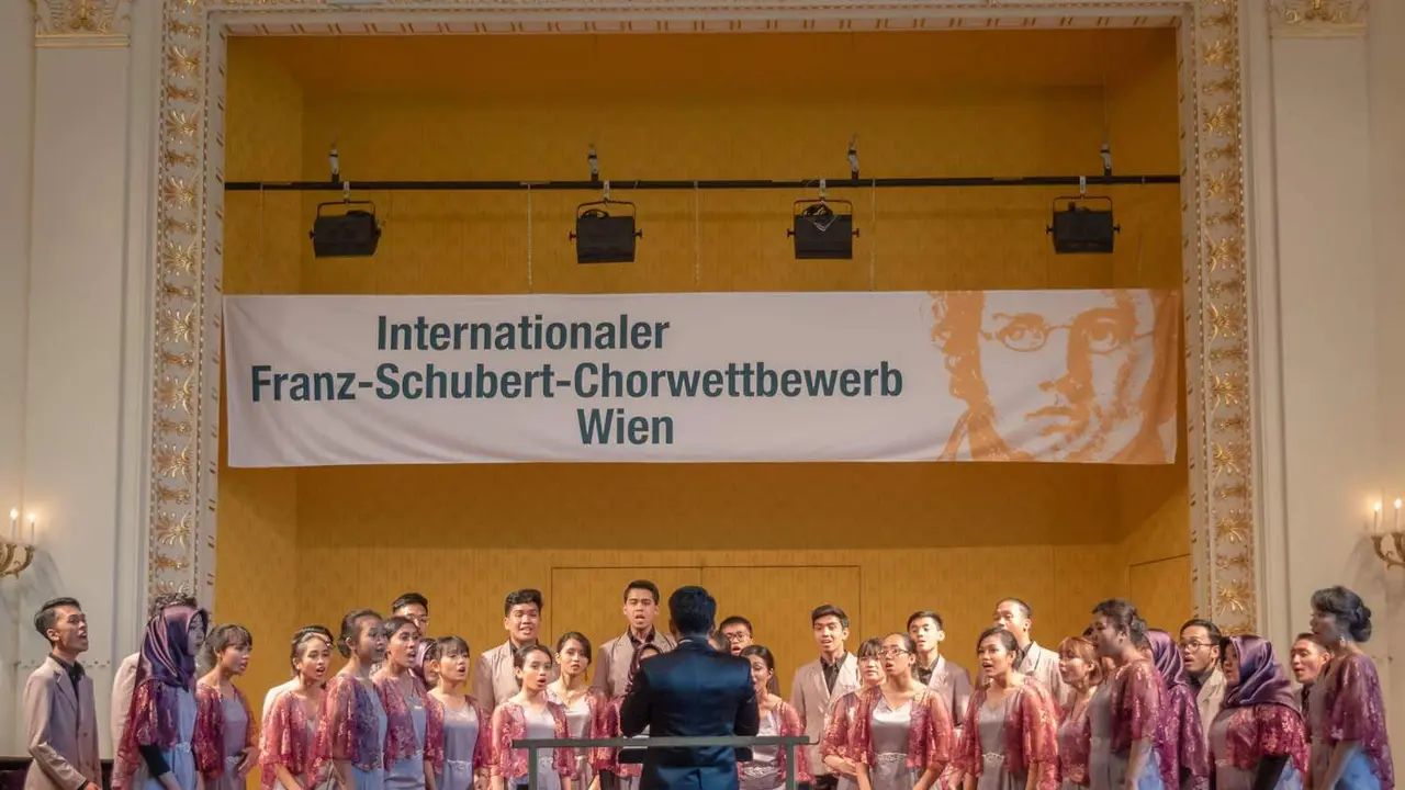 Telkom University Choir saat berkompetisi di “31st International Franz Schubert Choir Competition” di Vienna, Austria. (Telkom University)