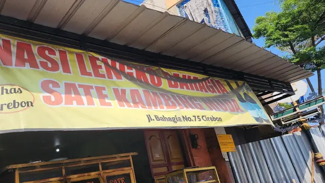 Rekomendasi Tempat Makan Nasi Lengko di Cirebon
