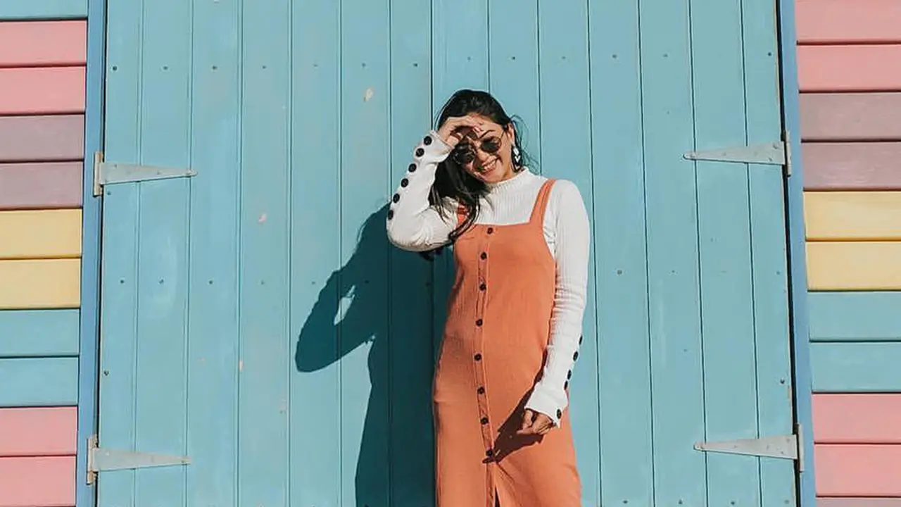 Gaya Fashion Liburan Ala Jessica Mila yang Simple dan Elegan