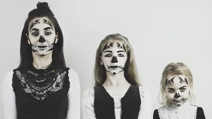 [Bintang] Happy Mothers Day: 6 Alasan Kamu Harus Merayakan Hari Ibu 2017