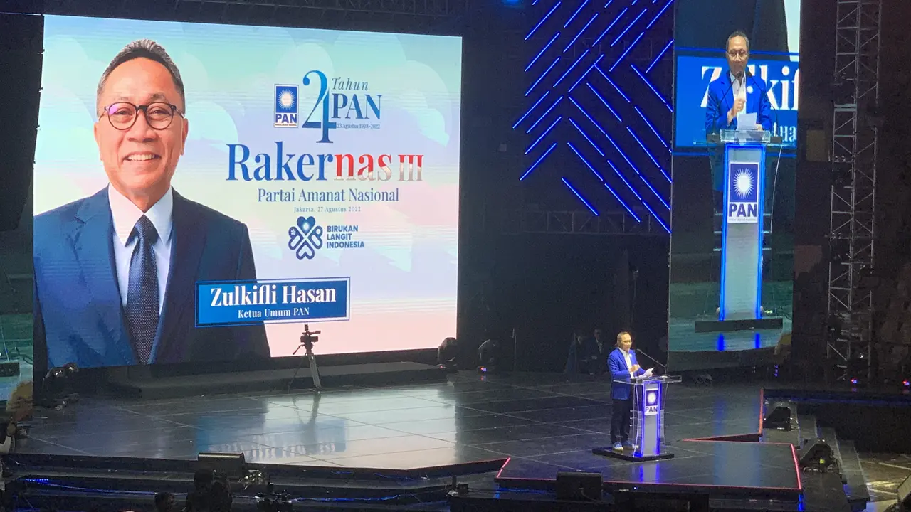 Ketua Umum Partai Amanat Nasional (PAN) Zulkifli Hasan resmi mengumumkan sembilan nama sebagai bakal calon presiden yang akan diusung untuk Pilpres 2024 (Liputan6.com/Winda Nelfira)