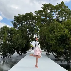 Jisoo BLACKPINK di Dior Show Paris Fashion Week (credit: instagram.com/sooyaaa__)