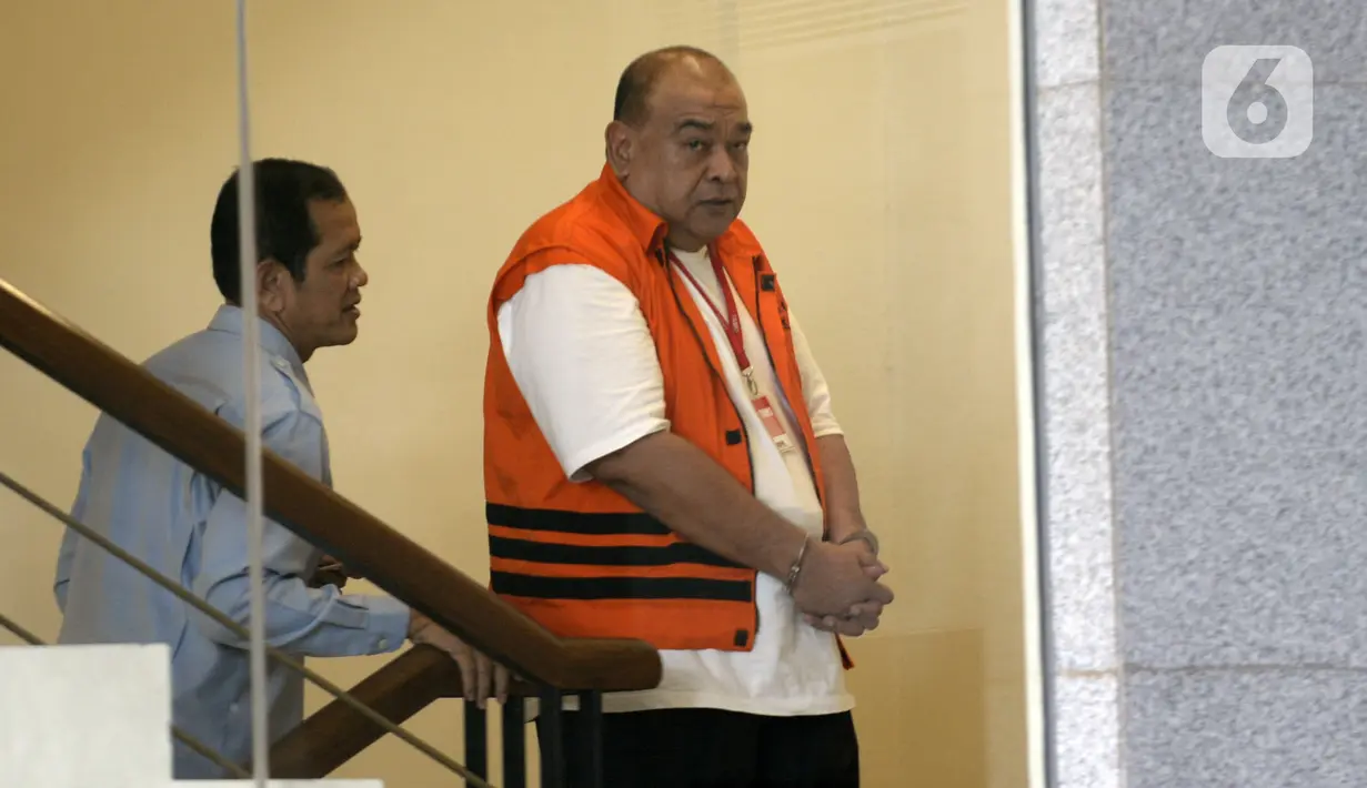 Pemilik Grup Dempo Muhammad Yamin Kahar penyuap Bupati Solok Selatan, Muzni Zakaria akan menjalani pemeriksaan di Gedung KPK, Jakarta, Senin (17/2/2020). Kahar diperiksa sebagai tersangka terkait suap proyek Jembatan dan pembangunan Masjid Solok senilai Rp 69,8 miliar. (merdeka.com/Dwi Narwoko)