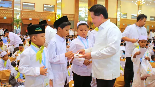Maknai Ramadan dan Nuzulul Quran, BSI Bagi THR ke 2.222 Anak Yatim
