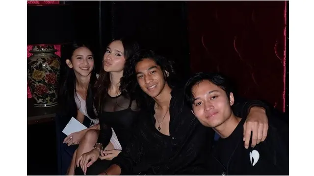6 Potret Pesta Ultah Harleyava Princy ke-18, Rayakan Bareng Keluarga dan Sahabat