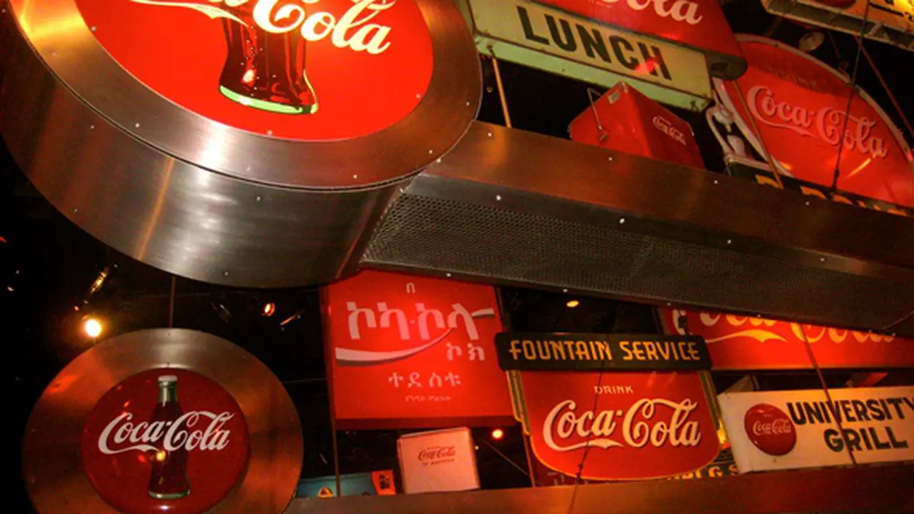 Coca-Cola 4