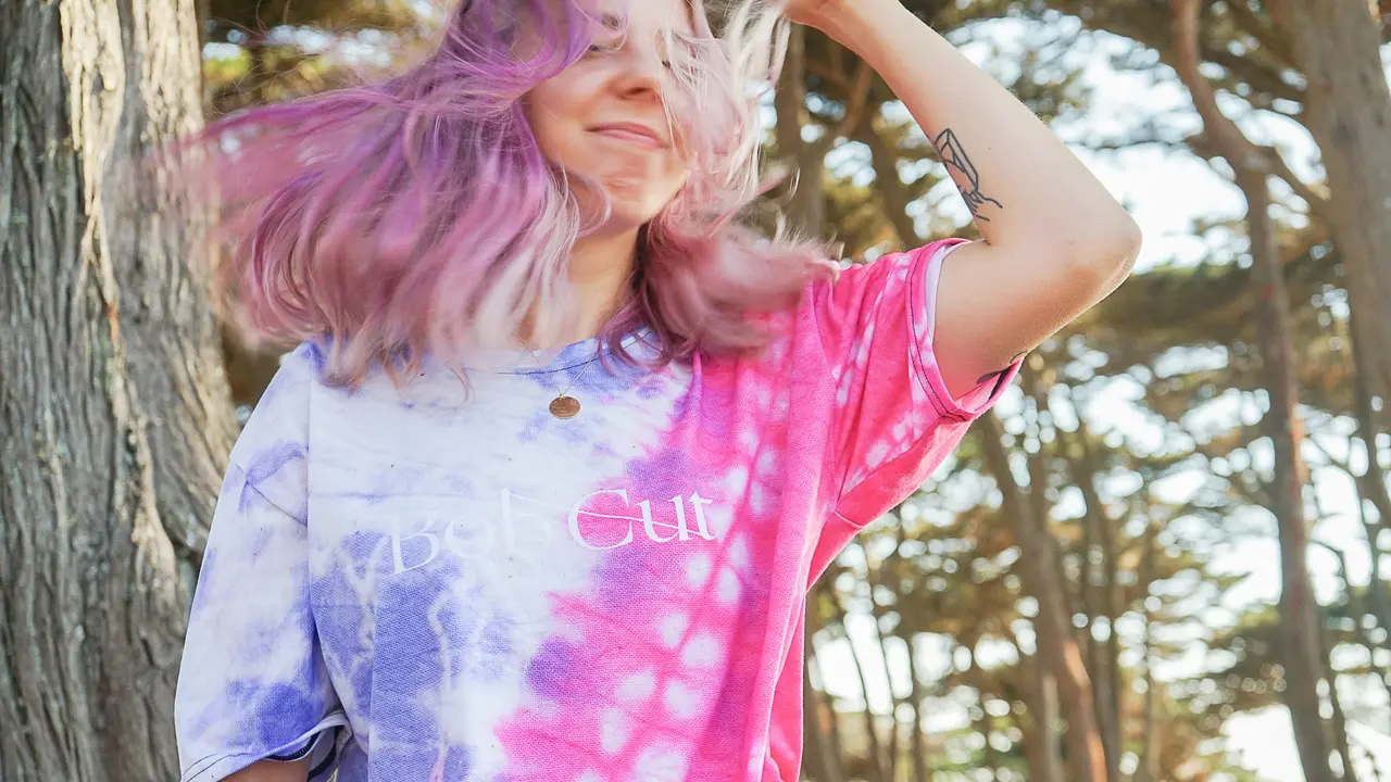 3 Teknik Buat Baju Tie Dye Dengan Mudah Hanya dengan Pemutih