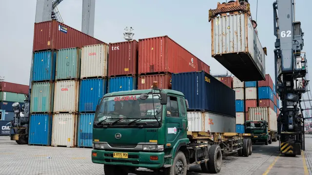 Tarif Trump 19 Persen Resmi Berlaku ke Indonesia