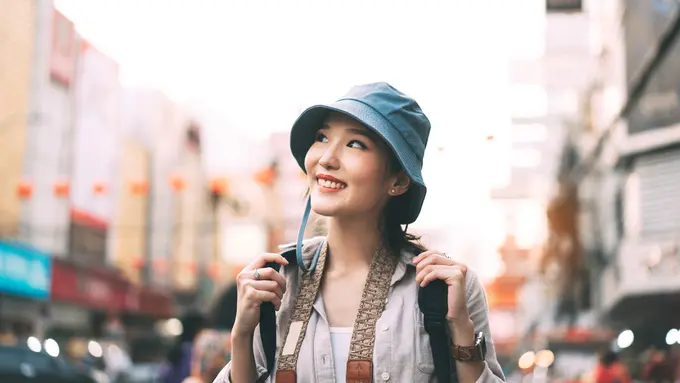 Wajib Diketahui! Ini Tips Aman dan Nyaman Solo Traveling untuk Para Cewek Petualang