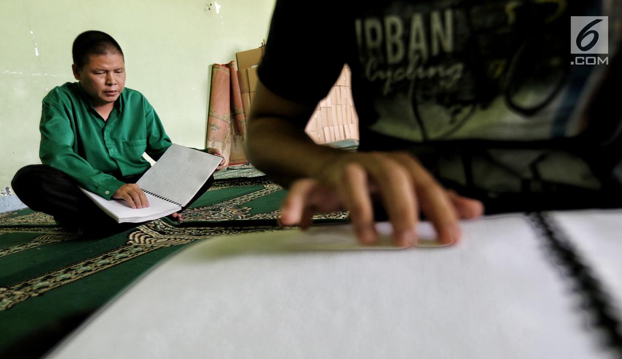 Foto Mengintip Produksi Alquran Braille Untuk Penyandang Tunanetra Ramadan Liputan6 Com