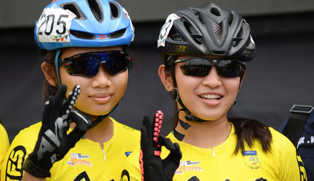 Dhinda Salsabila Andalan tim Papua Sepatu Roda Putri yang ikut bertanding di nomor Marathon 42.000 Meter di Venue Jembatan Merah Teluk Youtefa Kota Jayapura. Jumat (01/10/2021) Foto (PB.PON XX PAPUA/Ian Irman).
