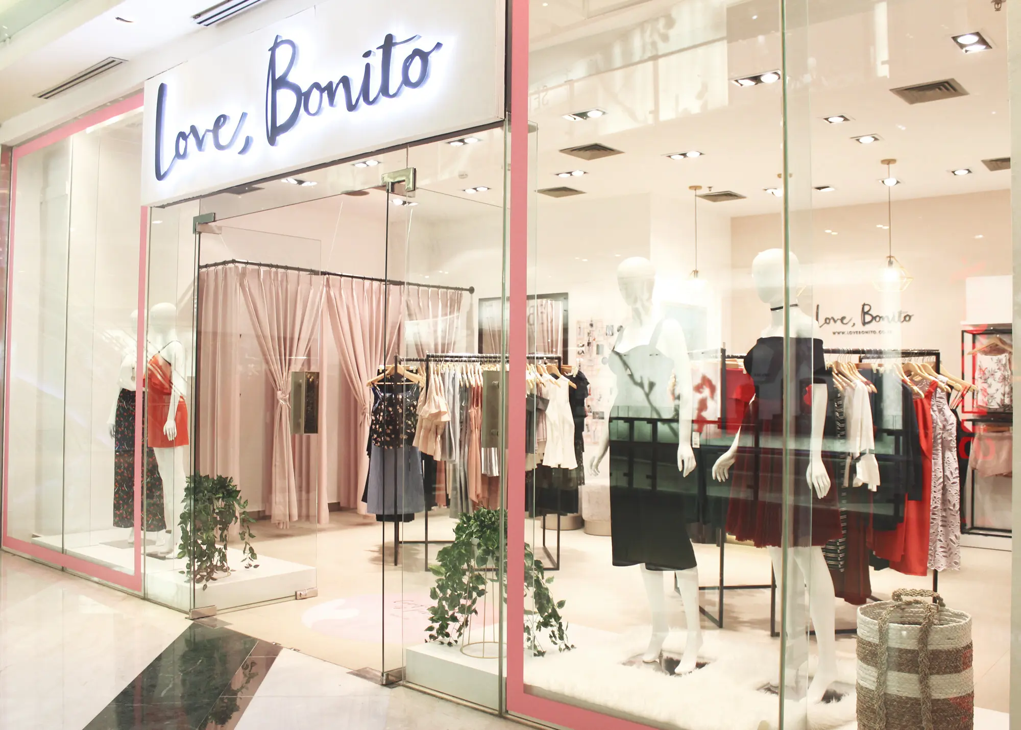 Love, Bonito membuka pop up storenya di Grand Indonesia, Jakarta.