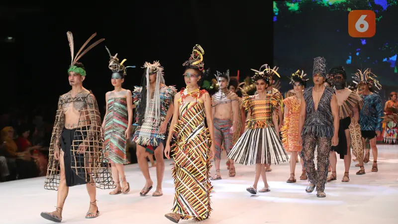 [Fimela] Pembukaan Indonesia Fashion Week 2019