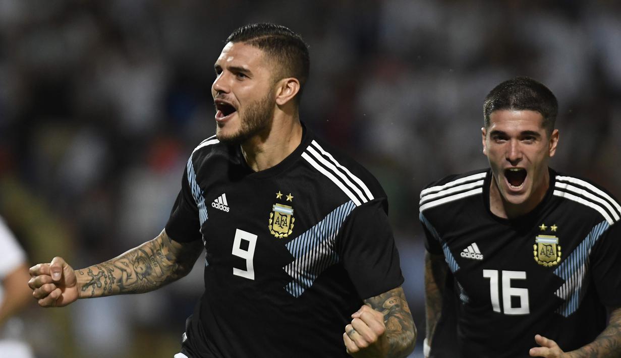 Menciptakan gol pada pertandingan debut merupakan hal terindah pesepak bola. Termasuk pemain Argentina Mauro Icardi yang berhasil mencetak gol Meksiko pada laga persahabatan yang berlangsung di stadion Malvinas, Rabu (21/11). Argentina menang 2-0 atas Mek