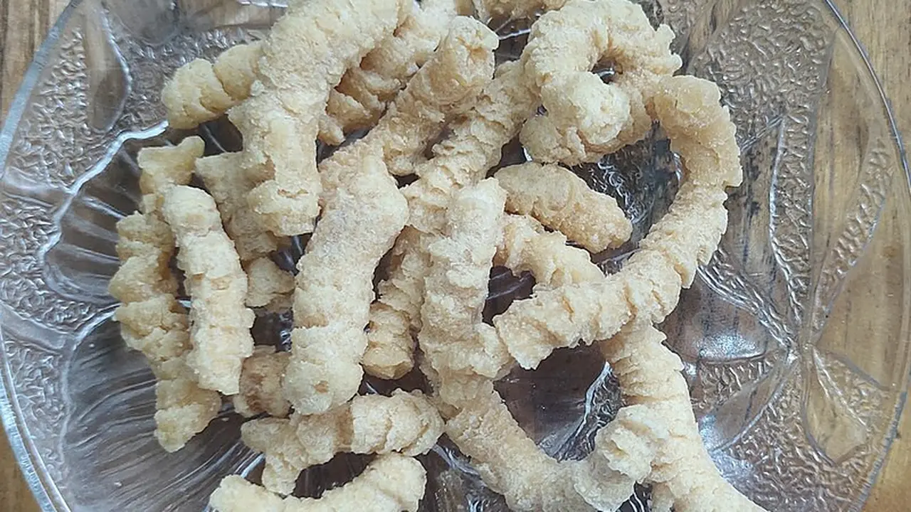 Kue Akar Kelapa/Wikipedia