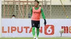 Ada pemandangan unik pada laga Madura United melawan PSS Sleman di Grup C Piala Menpora 2021, Selasa (23/3/2021) di Stadion Si Jalak Harupat, Bandung. (Bola.com/M Iqbal Ichsan)