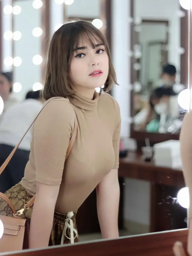 Gaya Kasual Amanda Manopo
