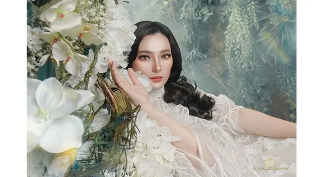 Gaya Pemotretan 6 Artis Berkonsep Bak Bidadari, Curi Perhatian