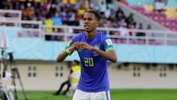 7 Remaja Paling Sensasional di Kancah Sepak Bola Saat Ini: Lamine Yamal Bersaing dengan Estevao