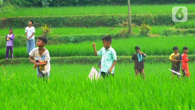 Ceria Anak Desa Mengisi Waktu Libur Sekolah