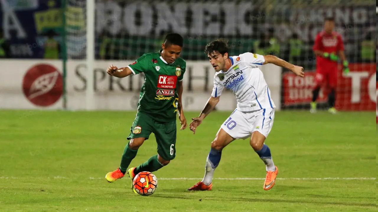 Surabaya United, Persib Bandung, TSC2016ID, Evan Dimas