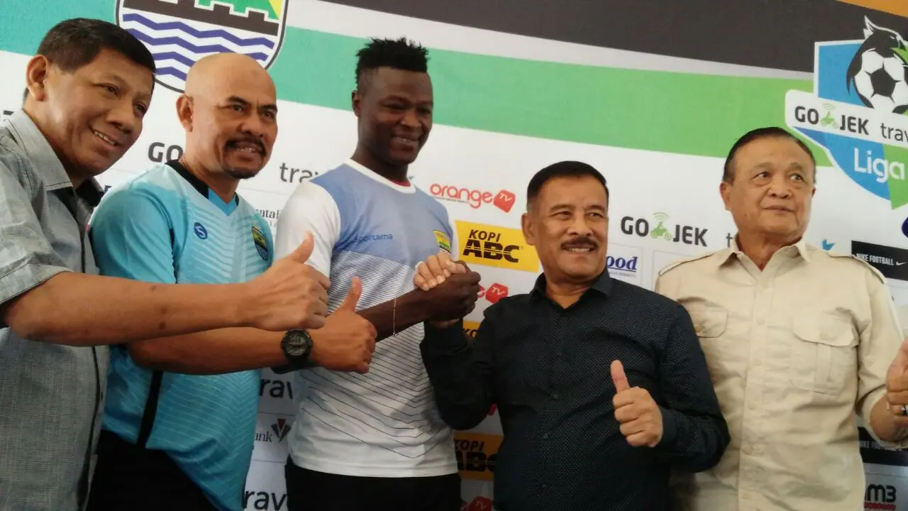 Ezechiel N'Douassel
