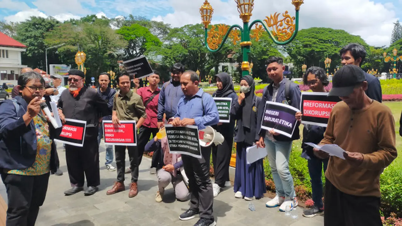 Koalisi Masyarakat Sipil Malang Raya : Pemilu 2024 Krisis Etika Politik Kebangsaan