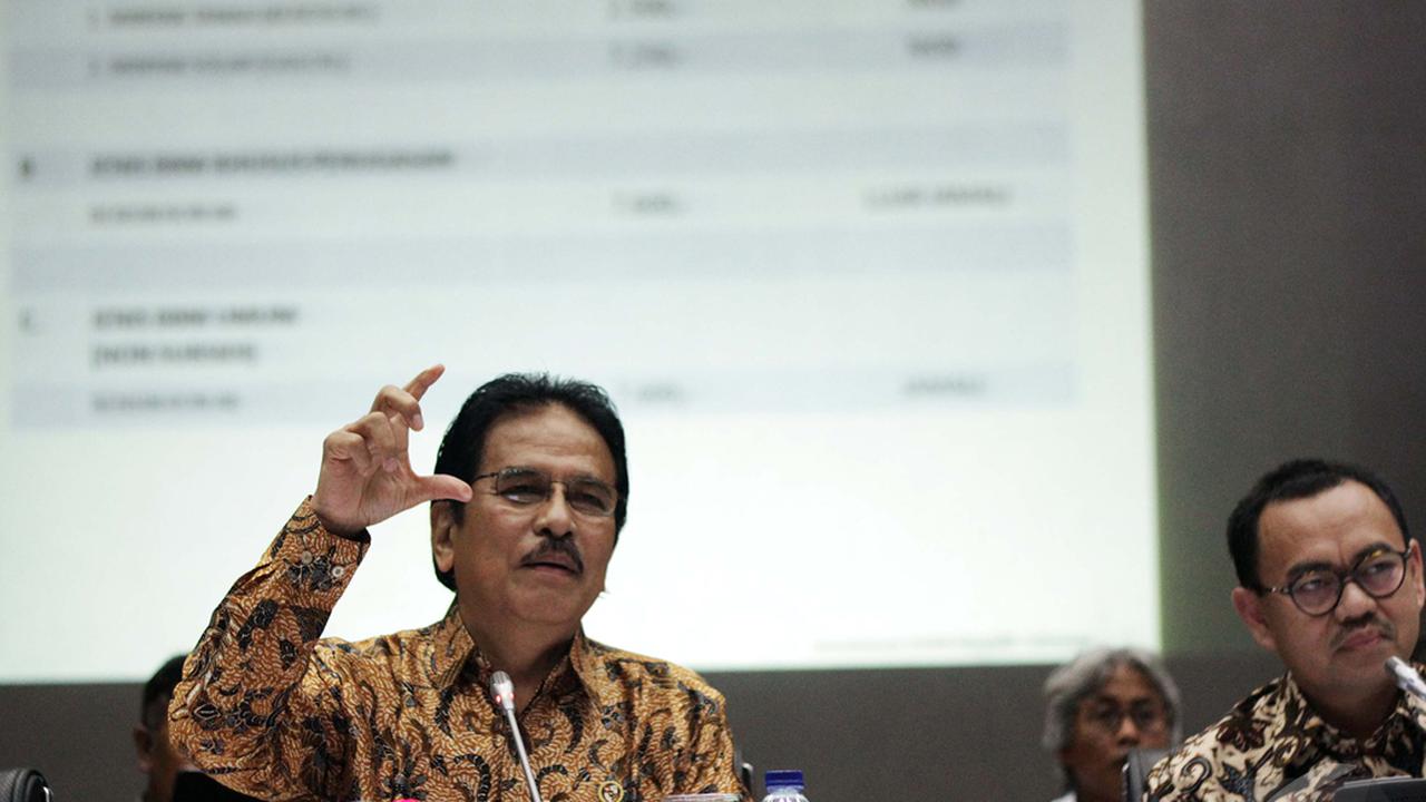  Pemerintah Menurunkan BBM Bersubsidi Awal Tahun 2015