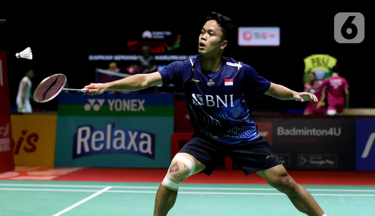 Ginting tampil percaya diri sejak pertandingan dimulai dengan melesat 4-0. (Liputan6.com/Helmi Fithriansyah)