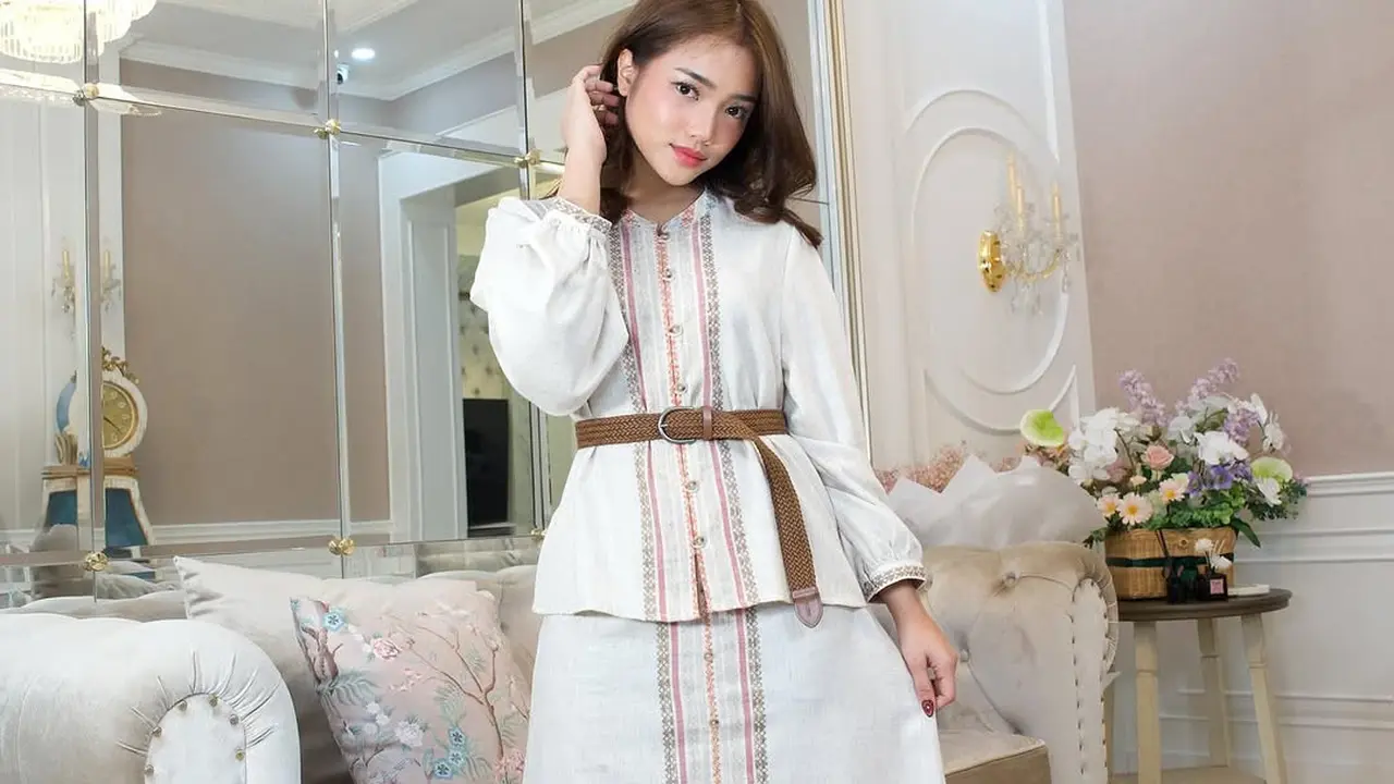 Inspirasi Modest Wear Fuji An untuk Lebaran Hari Kedua