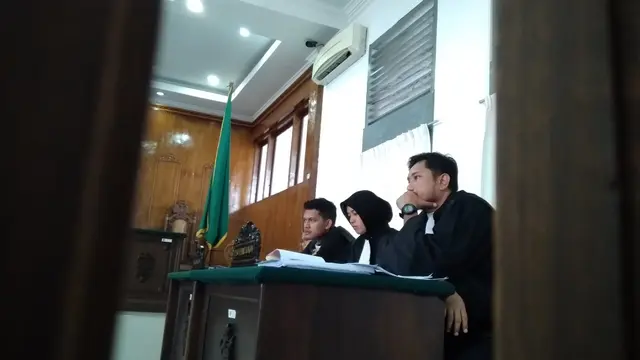 Tim penasihat hukum (PH) Saiful Mahdi (Liputan6.com/Rino Abonita)