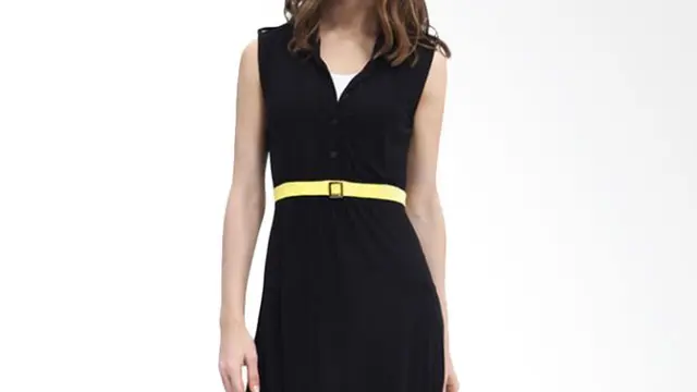 Jangan Monoton, Coba Padukan Dress Hitam dengan 5 Gaya Berbeda