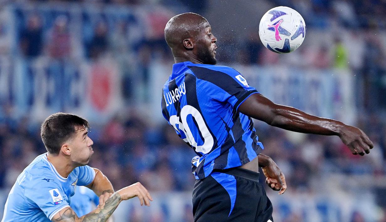 Eks bomber Manchester United itu hanya mampu membuat 18 sentuhan di lapangan. Penyerang 29 tahun itu cuma melepaskan 3 shots dan satu yang mengarah tepat ke gawang.