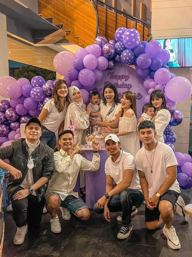 Momen DJ Katty Butterfly Rayakan Ulang Tahun Anak, Banjir Hadiah. (Sumber: Instagram/dj_kattybutterfly36)