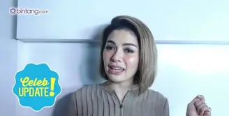 Nikita Mirzani tidak mempermasalahkan jika video Mandi Kucing akan dilaporkan Komisi Perlindungan Anak Indonesia (KPAI) ke polisi. Sebenarnya, apa sih alasan Nikita membuat judul video Mandi Kucing?