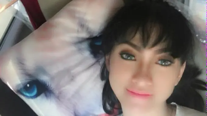 Sadis! Begini Kata Netizen Soal Harga Amel Alvi