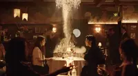 6 Potret Terbaru Han So Hee, Disorot Usai Bertengkar dengan Jungkook BTS di MV Seven - Tangkapan layar HYBE